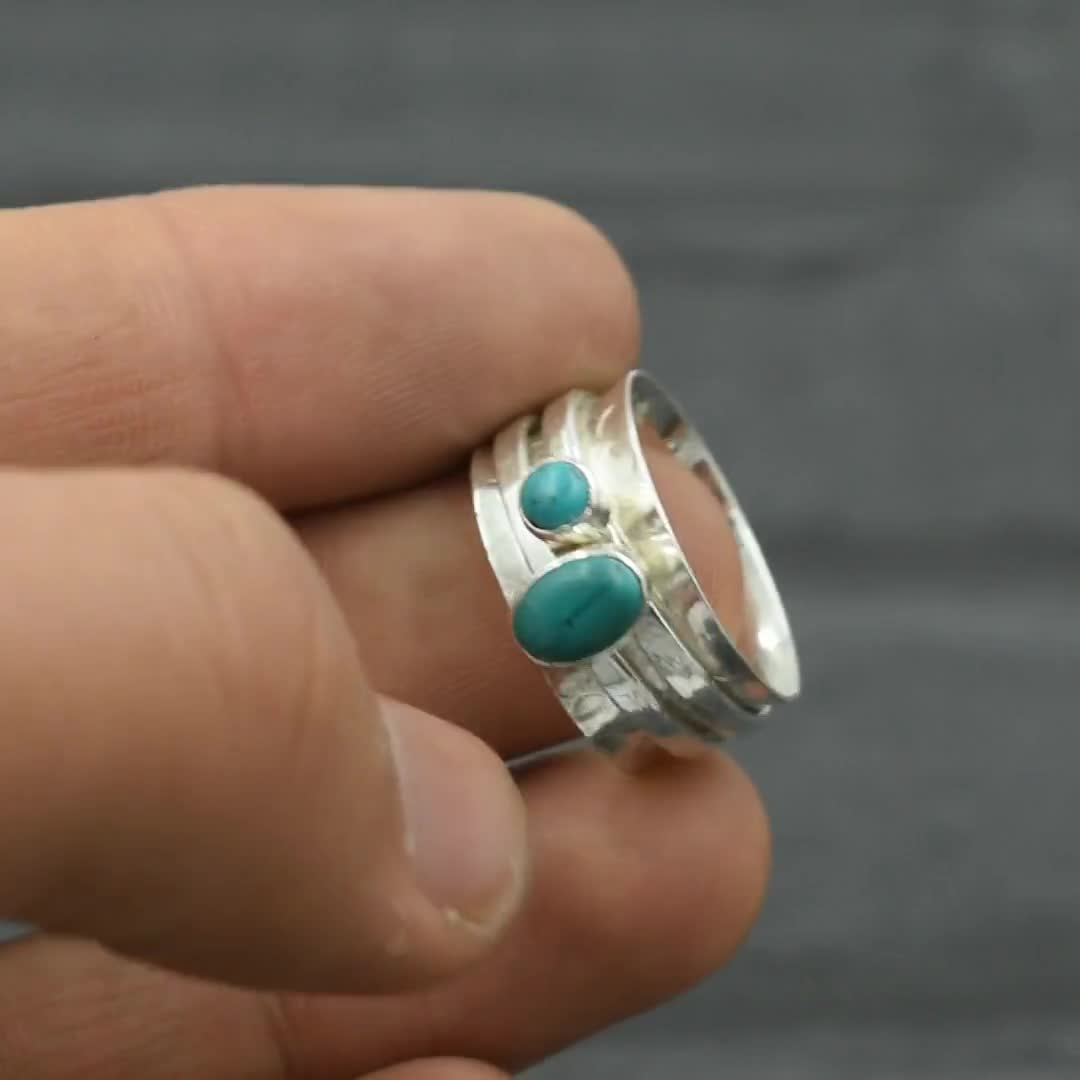 Details about   Astonishing Santa Rosa Turquoise Gemstone 925 Sterling Silver Spinner Band 