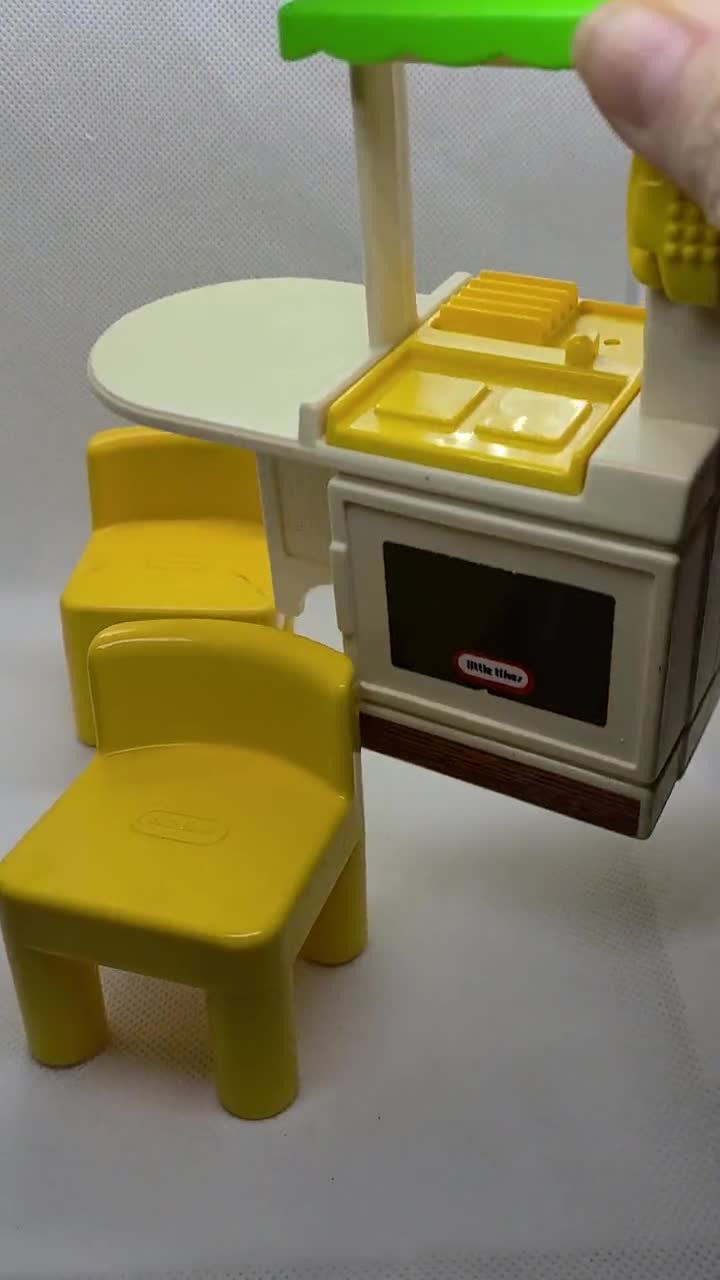 90s little tikes kitchen