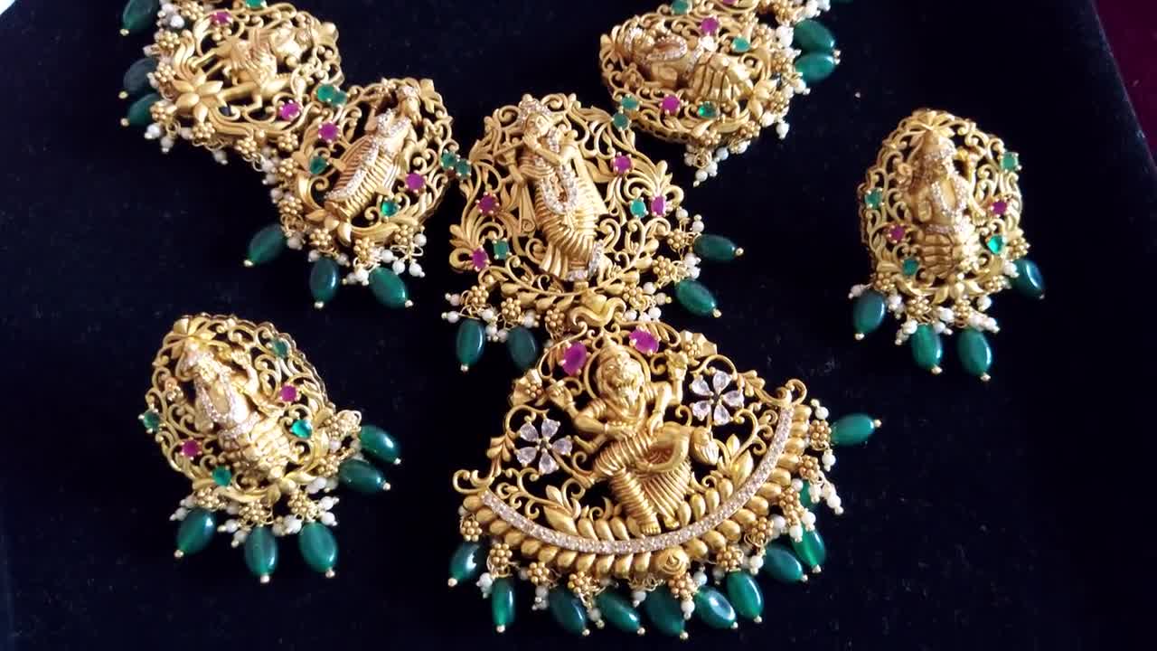 Dasavatharam Necklace Temple South 