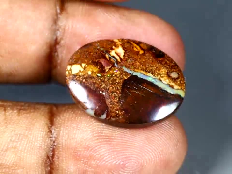 sehr schöne Opal Triplette aus Australien 16 x 12mm Oval Cabochon 