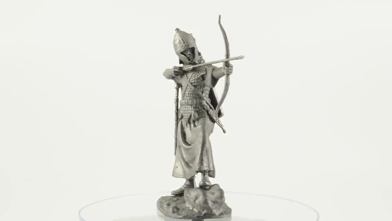 Tin toy soldier miniature figurine metal sculpture Roman legionnaire 1cen Rome 