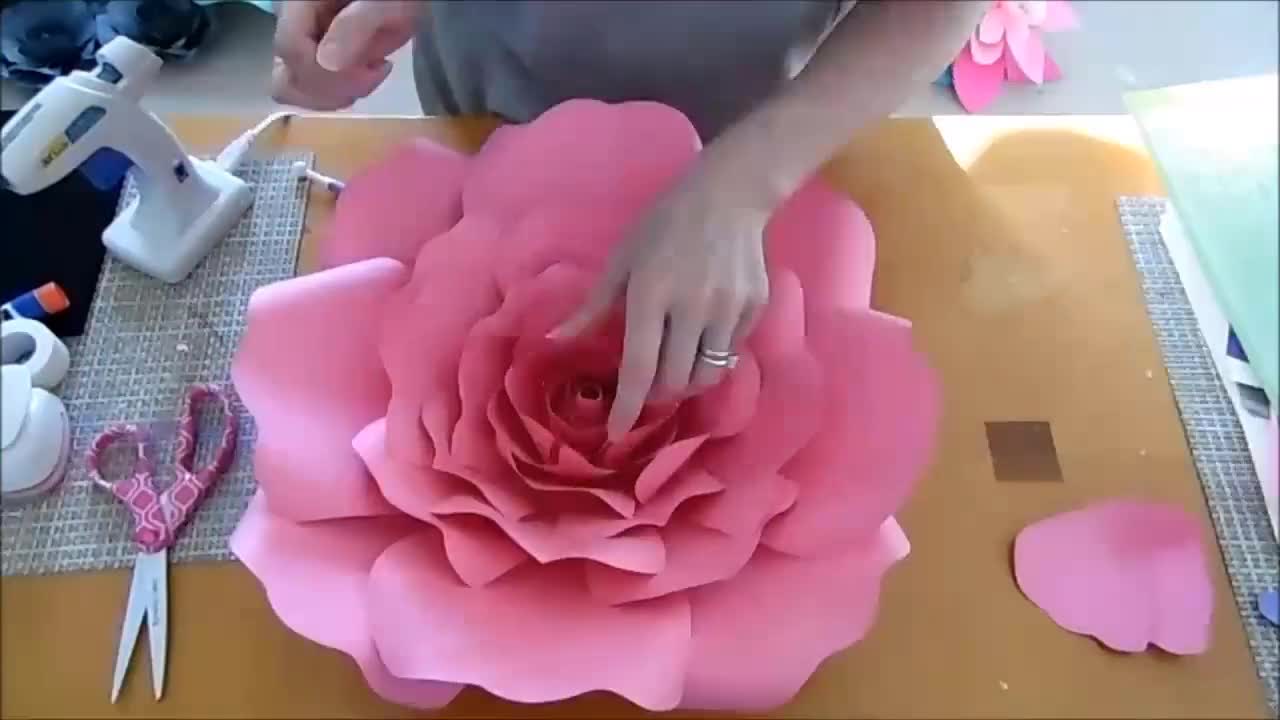 Patrones y tutoriales de rosa de papel gigante plantilla de - Etsy México