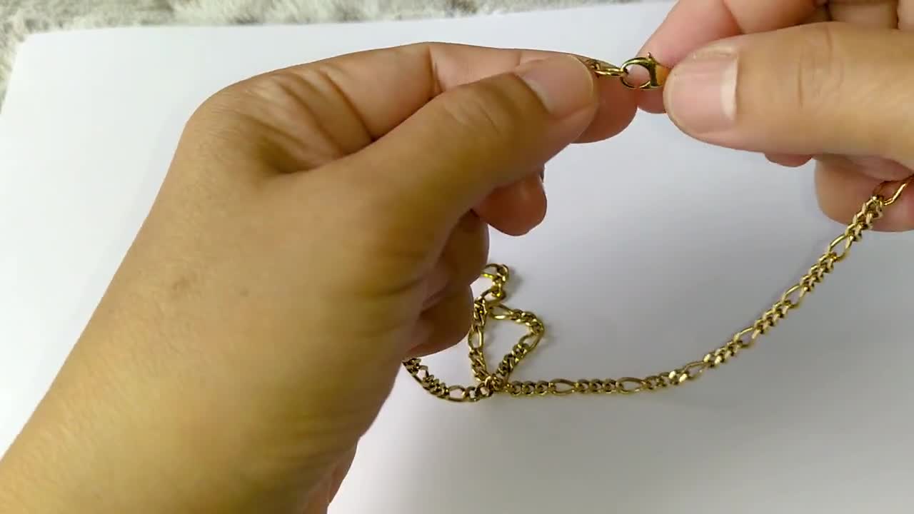UK Hallmarked 9ct Gold 22 inch Figaro Chain 5mm Width Necklace