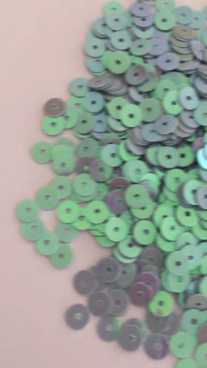 round gradient blue green centre hole embroidery sequins paillettes 3mm 8mm 6mm 5mm 4mm
