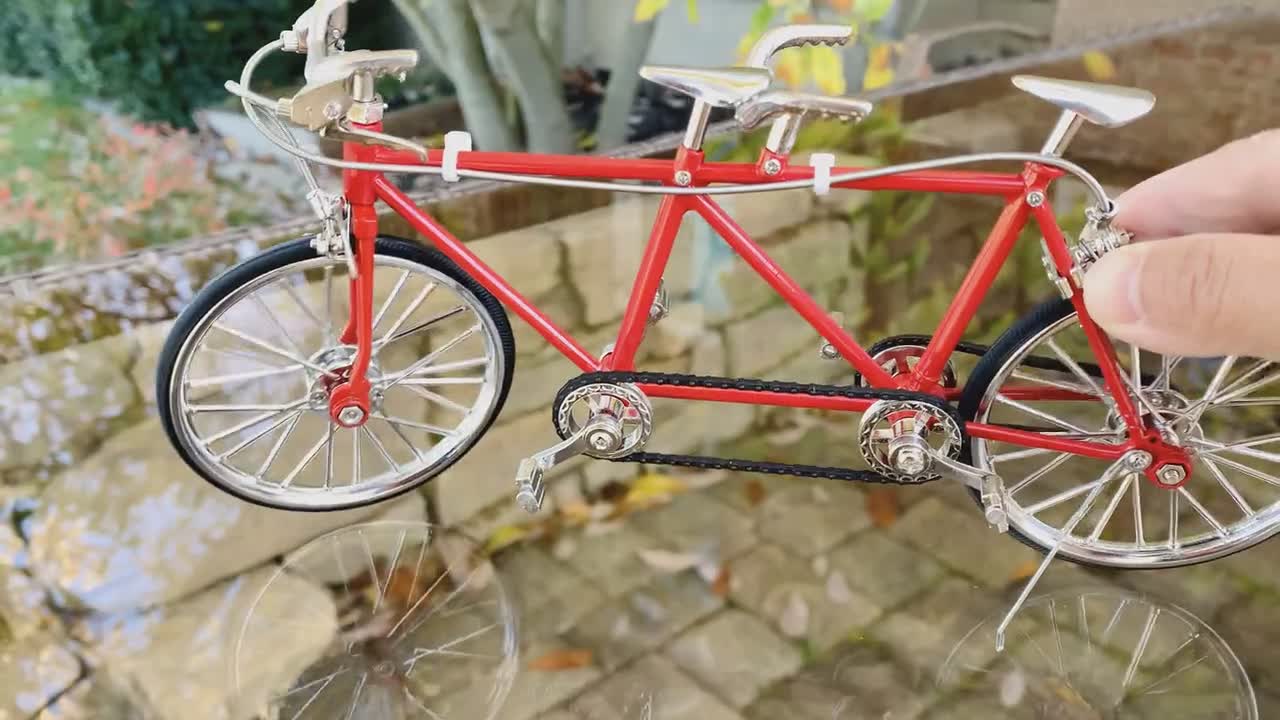 Realistic Tricycle 1:10 Scale 3D Metal Road Bike Model Kit Gift for Bike Model