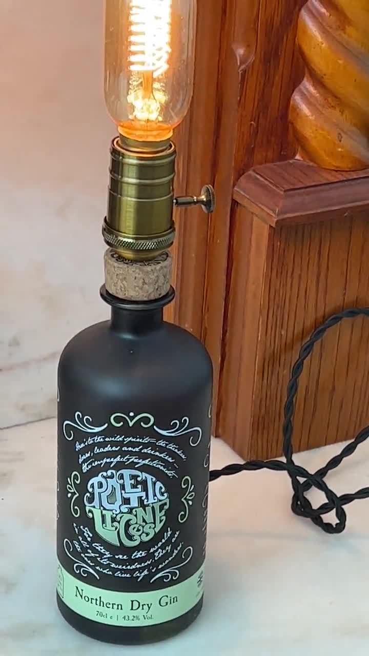 Lámpara de mesa de ginebra / ron / botella de tequila - Etsy España