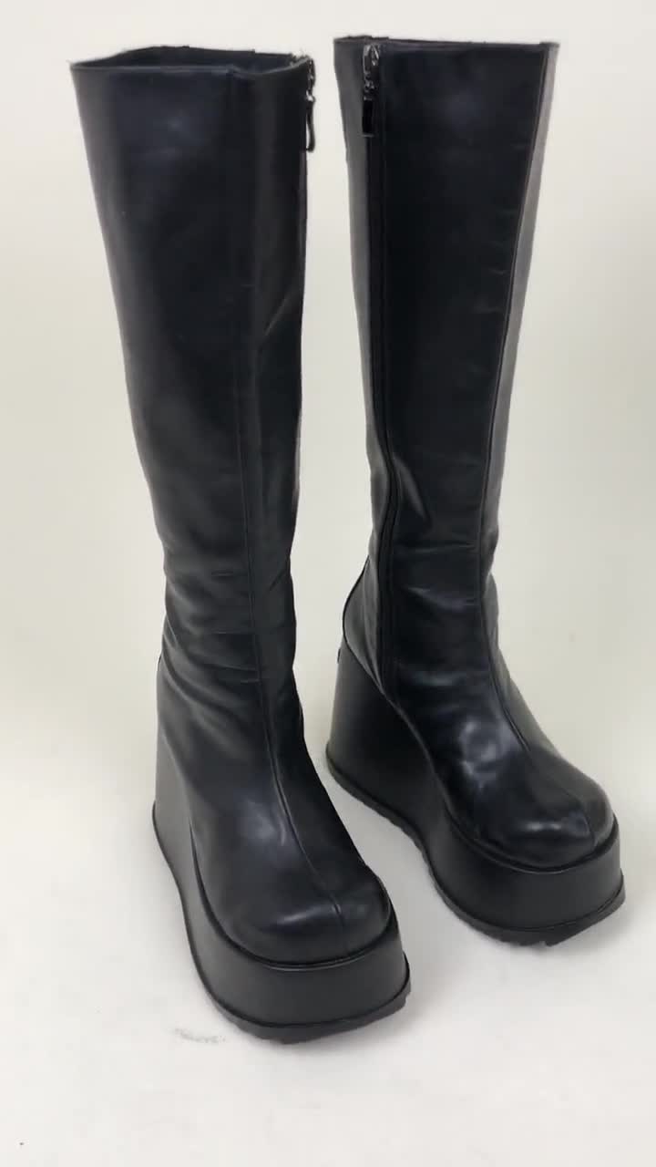 Vintage 90s SELLA Black Platform Knee 