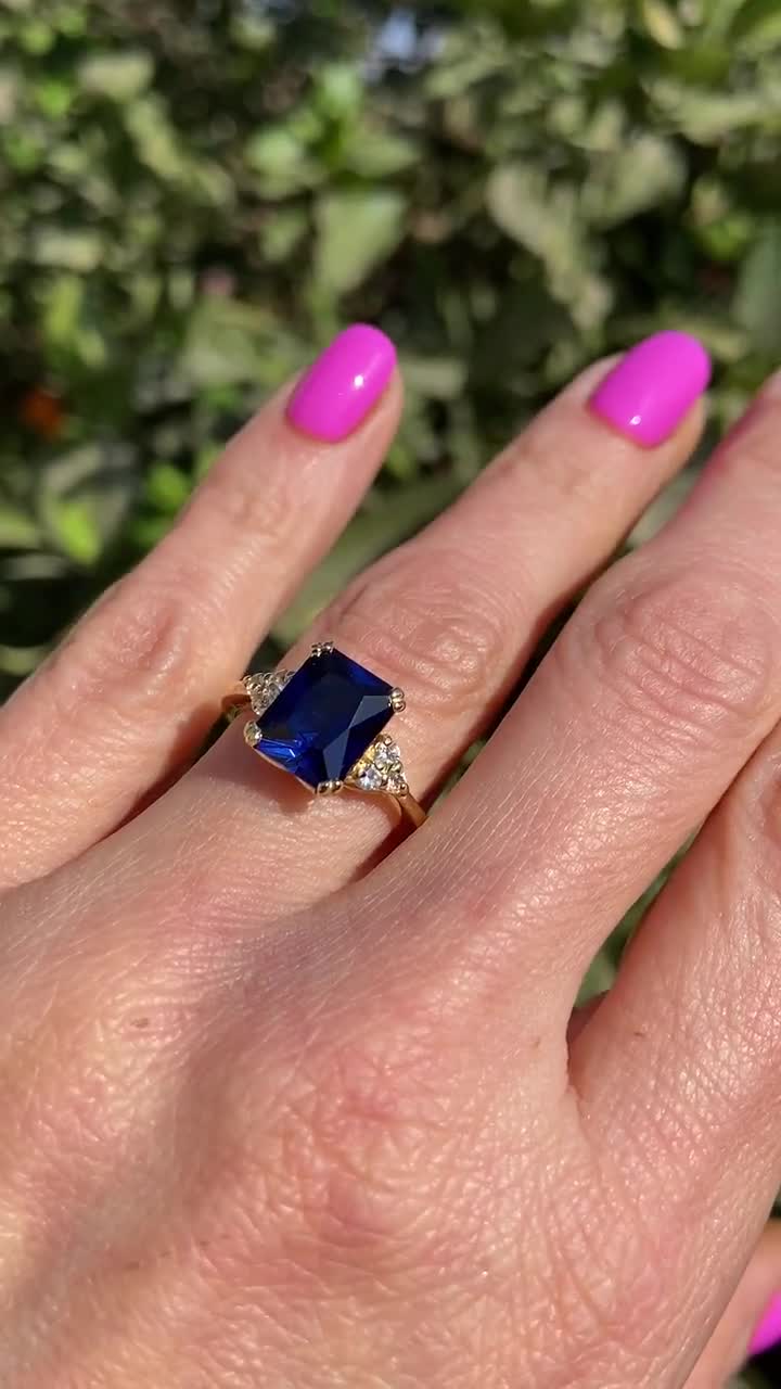 Modern bohemian Raw Sapphire ring Blue Sapphire ring Sieraden Ringen Enkele ringen UK Handmade Bronze and solitaire Sapphire ring September birthstone boho chic ring 