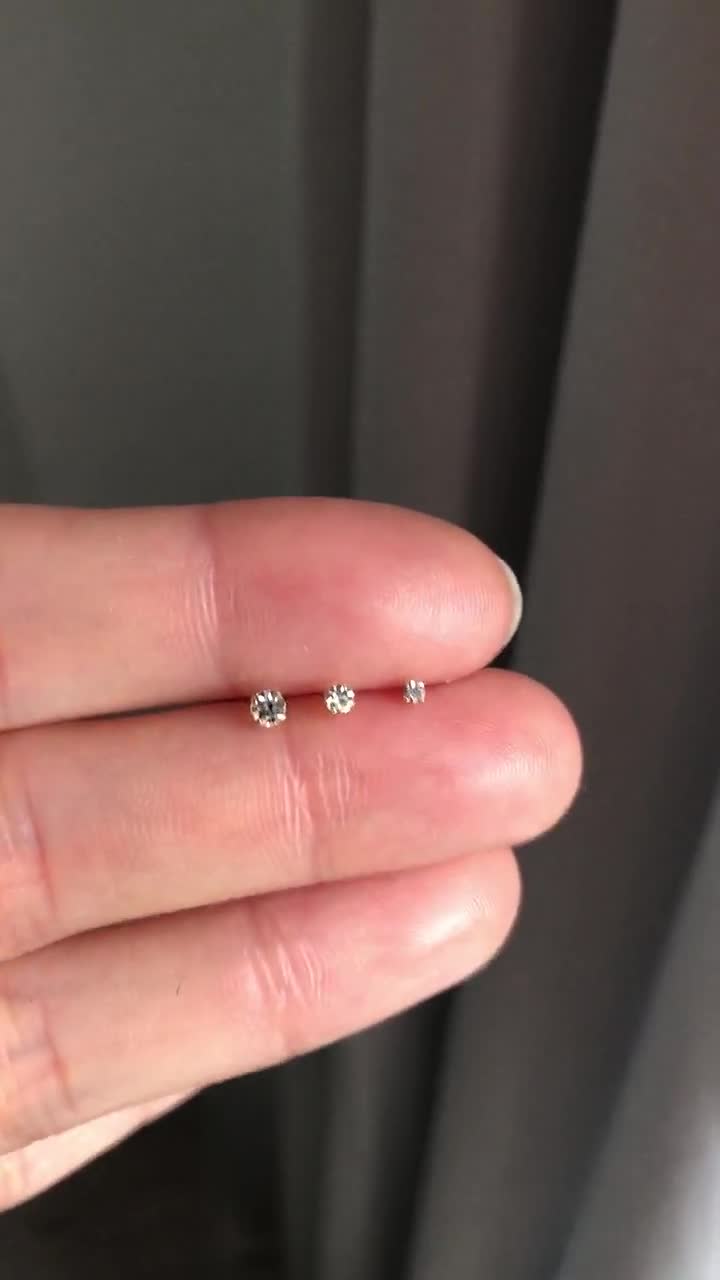 1.2 mm ear stud