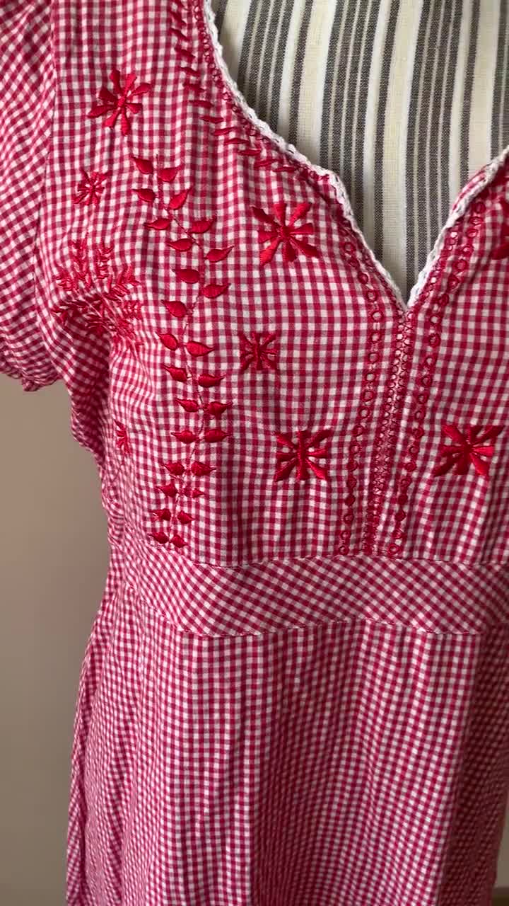Red Embroidery Short Sleeve Midi Dress, V Neck High Waist Gingham Dress, A Line Folk Festival Checkered Dress, Plaid Cotton Peasant Dress