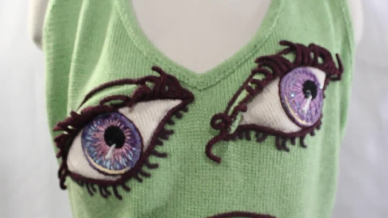 Kleding Dameskleding Tops & T-shirts Tanktops Medium Size 10 Y2K Designer Alexander Serafimov Green Wool ca Surreal Eyes Knit Top Buste 36 2002 Lavender Purple Embroidered Eyes 