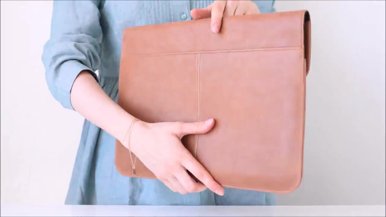 Leather laptop sleeve 13 / 15 / 16 inch MacBook - Leather case for MacBook  Pro / Air - Leather business folio - Portfolio - Personalized