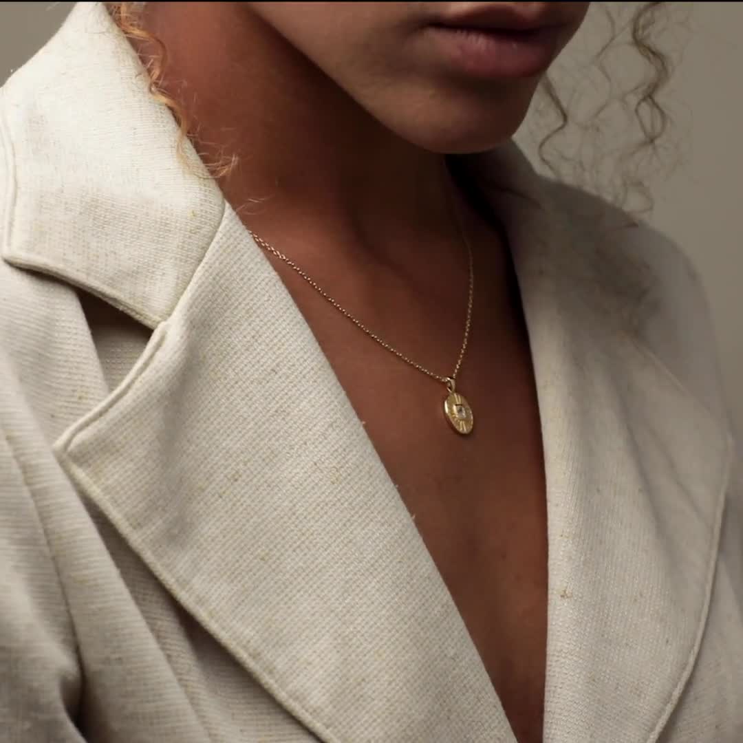 AURA Medallion Necklace Gold Coin 