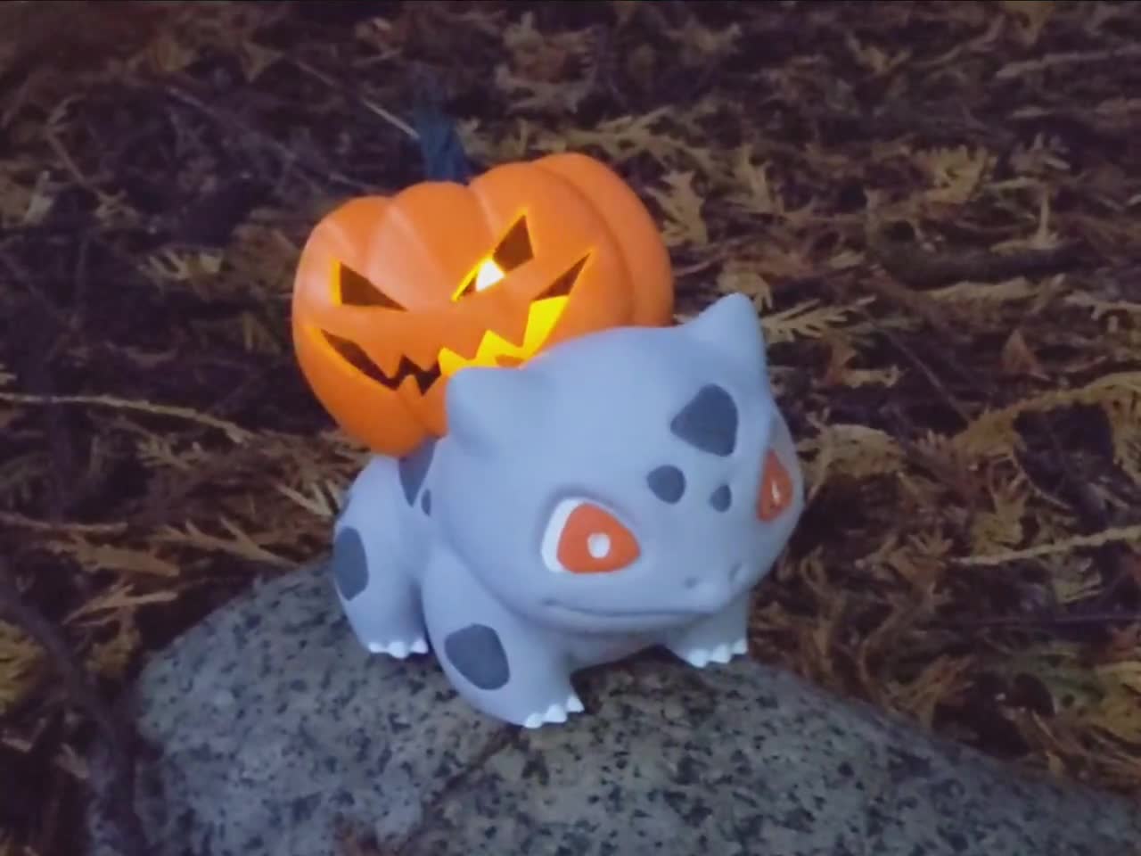New Halloween pumpkins decorated garden ornaments resin crafts Pokémon Bulbasaur 