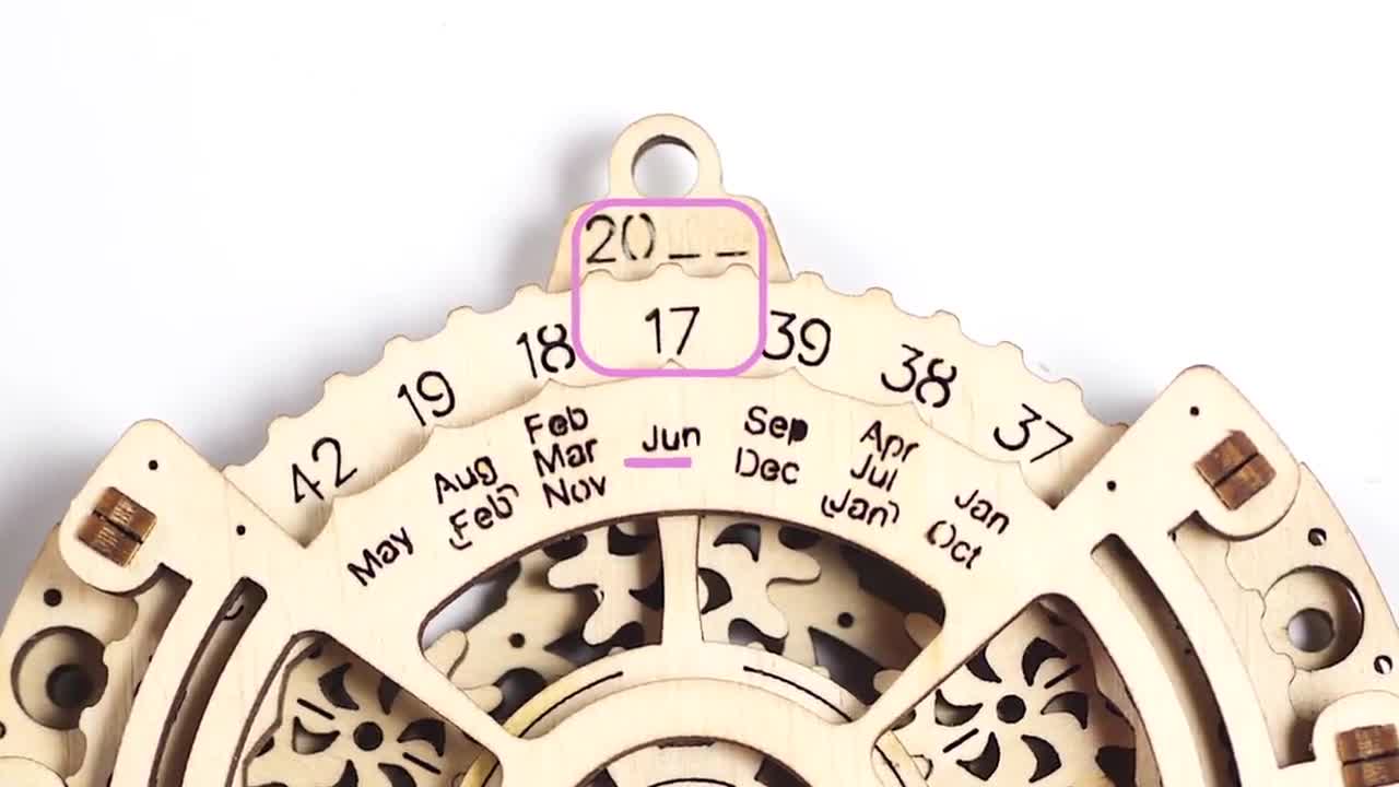 DIY Wooden Puzzle Calendar 3D Kit Gears Date Navigator Practical Sel 