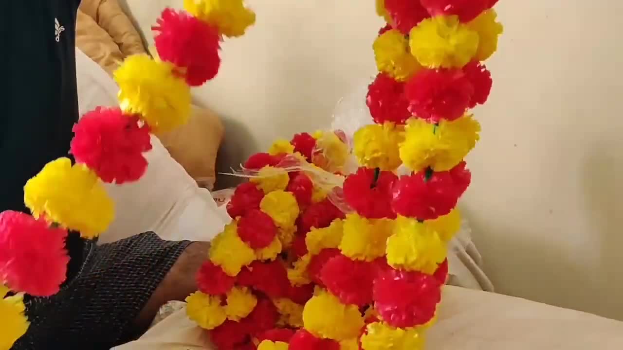 Details about   Indian Wedding Garden Decorative Strings Toran Handmade Flower Garland Blossom 