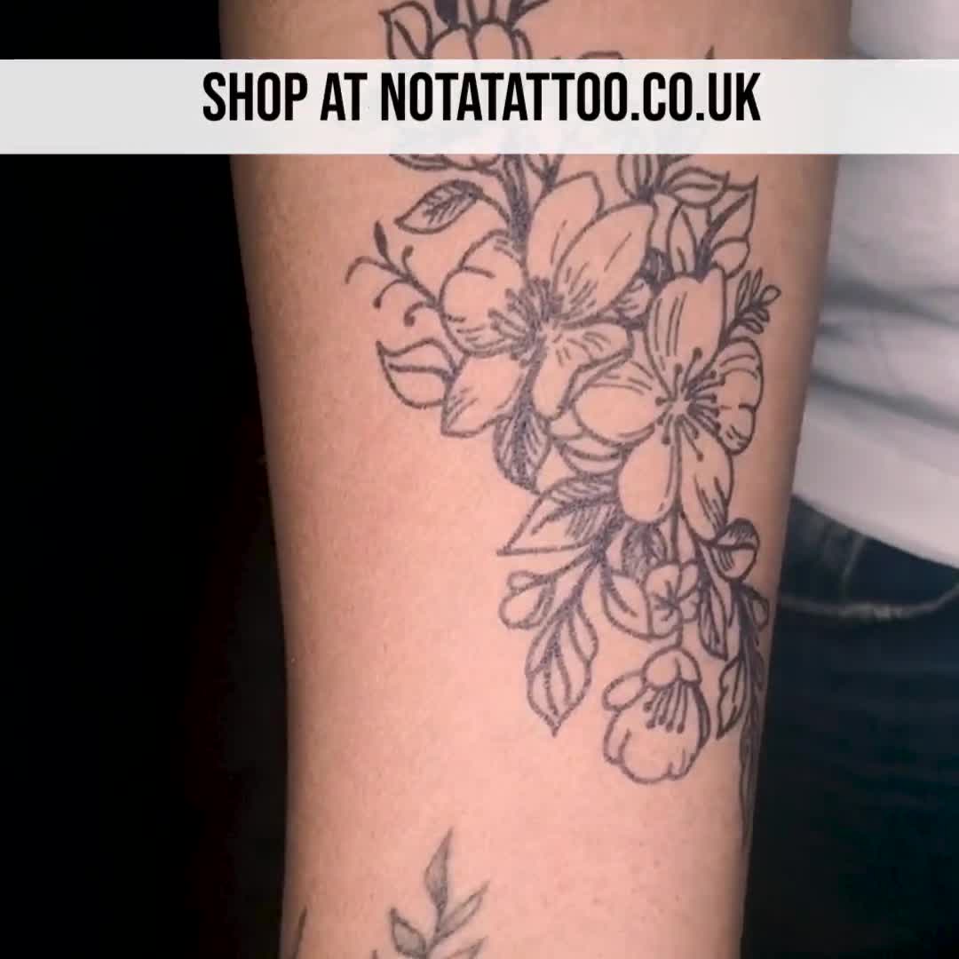 Semi-permanent Tattoo Tiny Honey Bee X 2 Lasts up to 2 - Etsy Finland