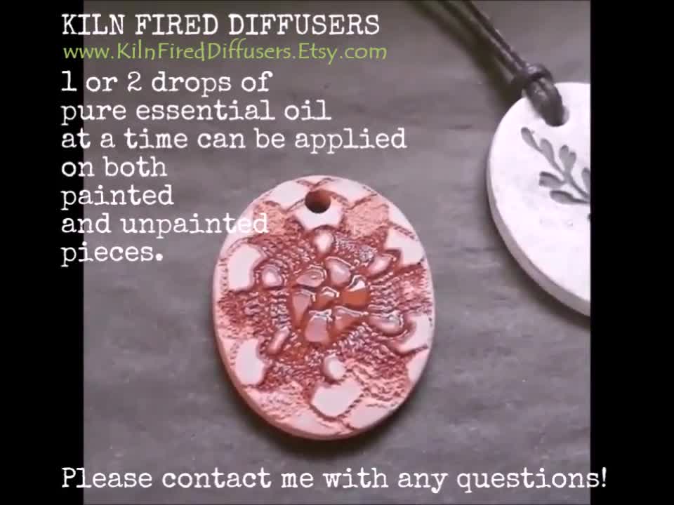 Gift For Her Fern Diffuser Pendant Necklace Aromatherapy Accessory Terrarium Necklace Ceramic Oil Diffuser Plant Necklace For Women