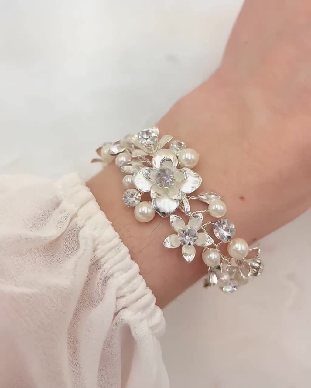 Bridal bracelet wedding bracelet customizable nickel turquoise silk flower and glass beads