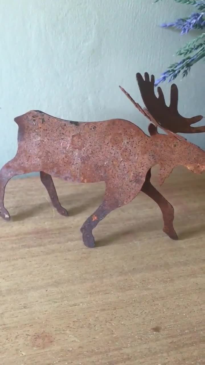 Rusty Moose wall art made from steel Wildlife garden art. hand made USA 