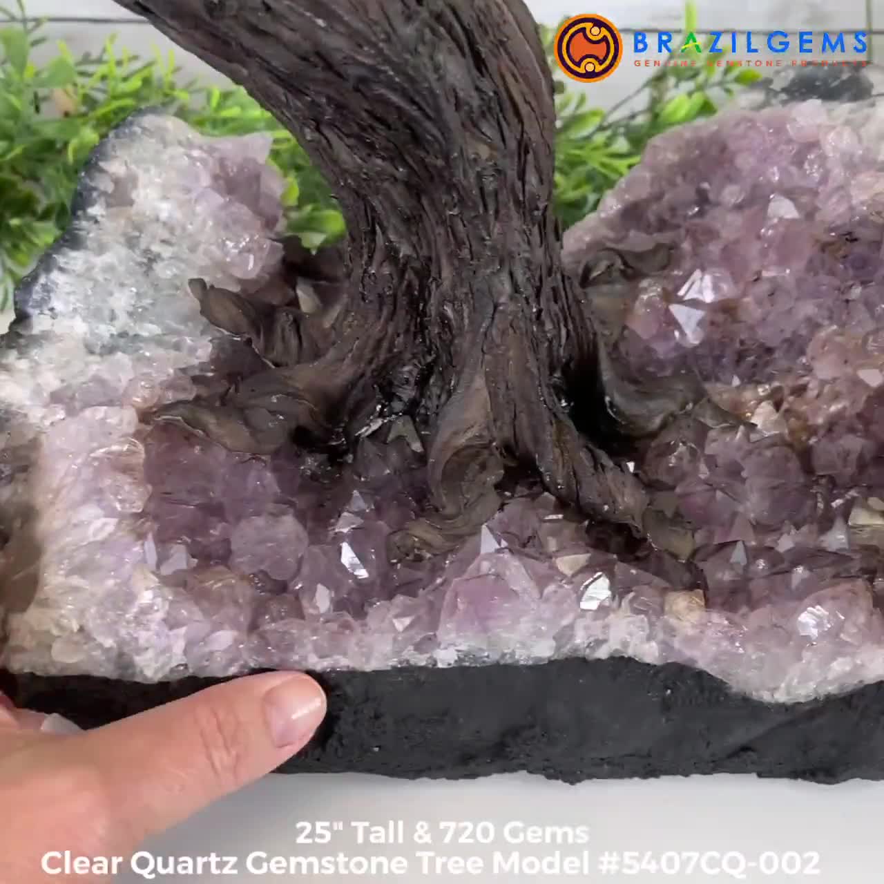 Hand Made Crystal Quartz healing stone trunk tree 22 to 25 cm tall with300 stone 