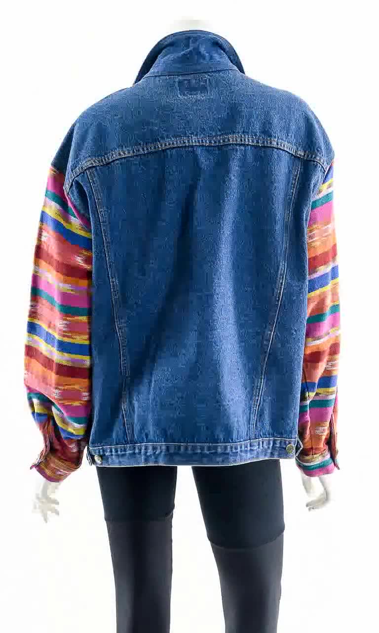 Retro style jean jacket COVERED in music pins Kleding Gender-neutrale kleding volwassenen Jacks en jassen 